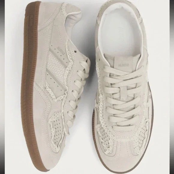 ALOHAS Crochet Cream Leather Sneakers NIB Size 12 -12.5 - Picture 3 of 5